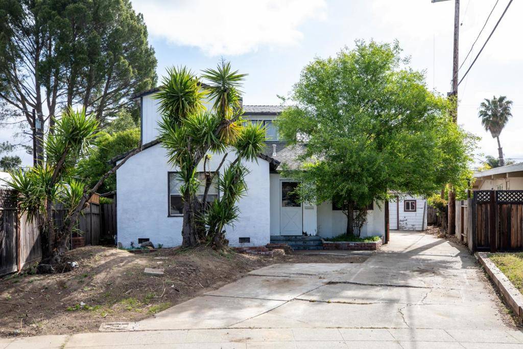 Campbell, CA 95008,824 Jones WAY