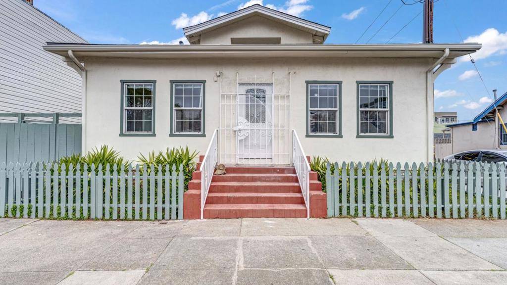 San Francisco, CA 94112,841 Geneva AVE