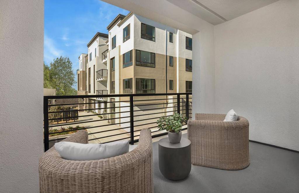 Sunnyvale, CA 94089,1147 Milan TER #8