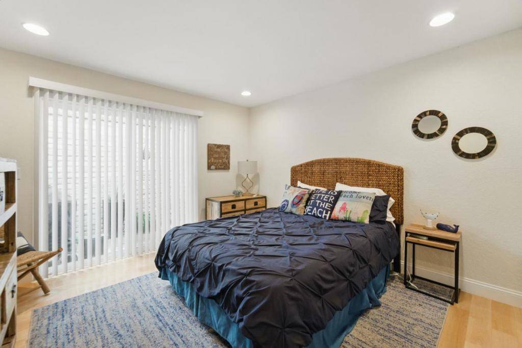 Watsonville, CA 95076,115 Oceanview DR