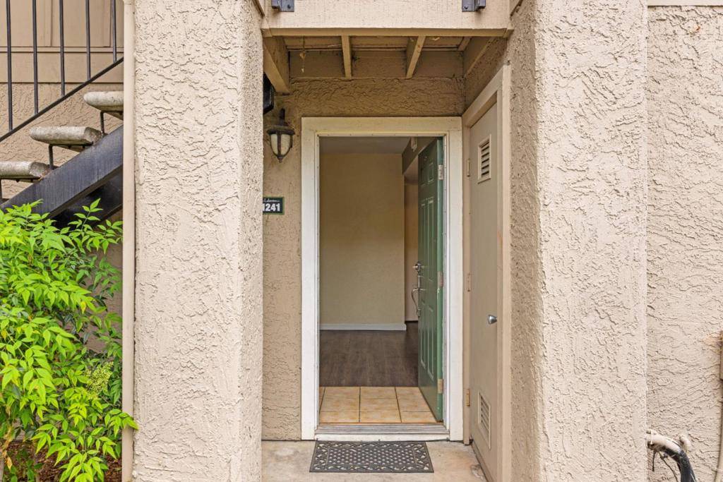 Pittsburg, CA 94565,1241 Lakeview CIR