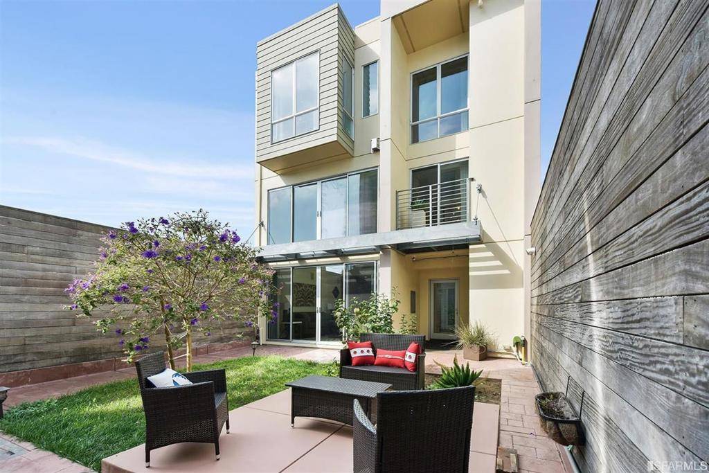San Francisco, CA 94118,373 6th Avenue