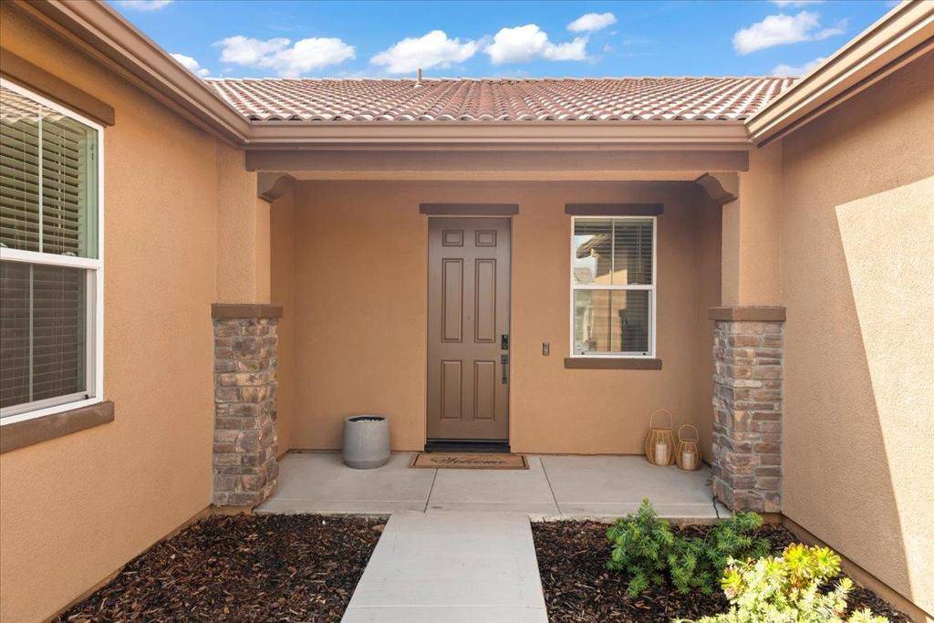 Galt, CA 95632,829 Crow Creek CIR