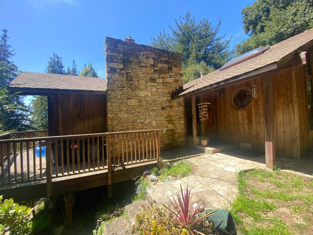 Soquel, CA 95073,341 Metalwood DR