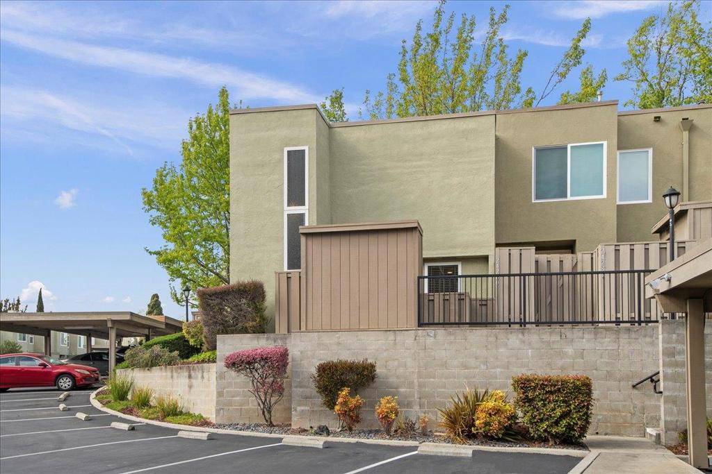 Hayward, CA 94541,24280 Dover Lane