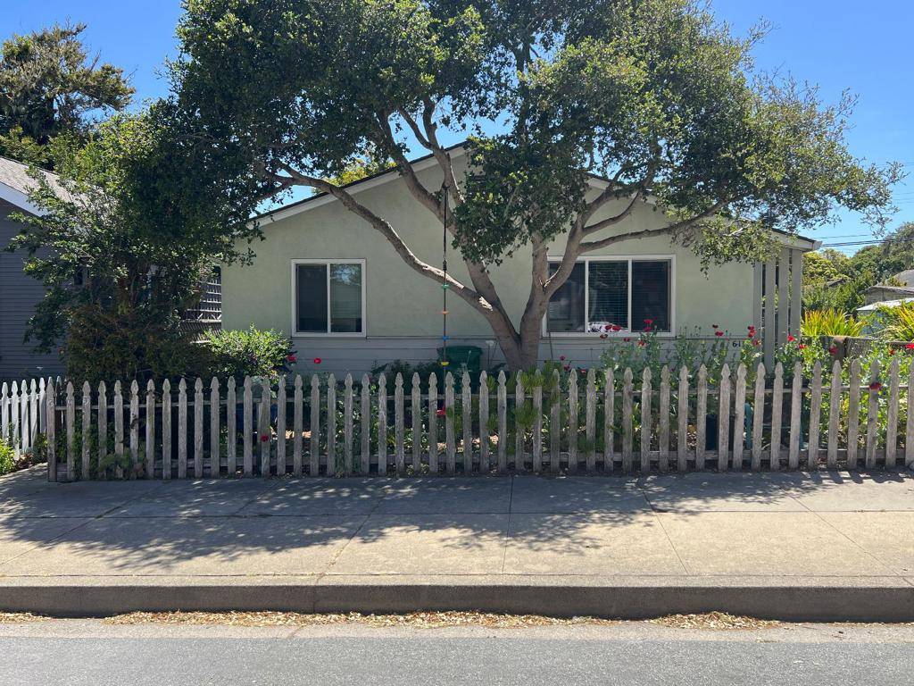 Pacific Grove, CA 93950,609 Congress AVE