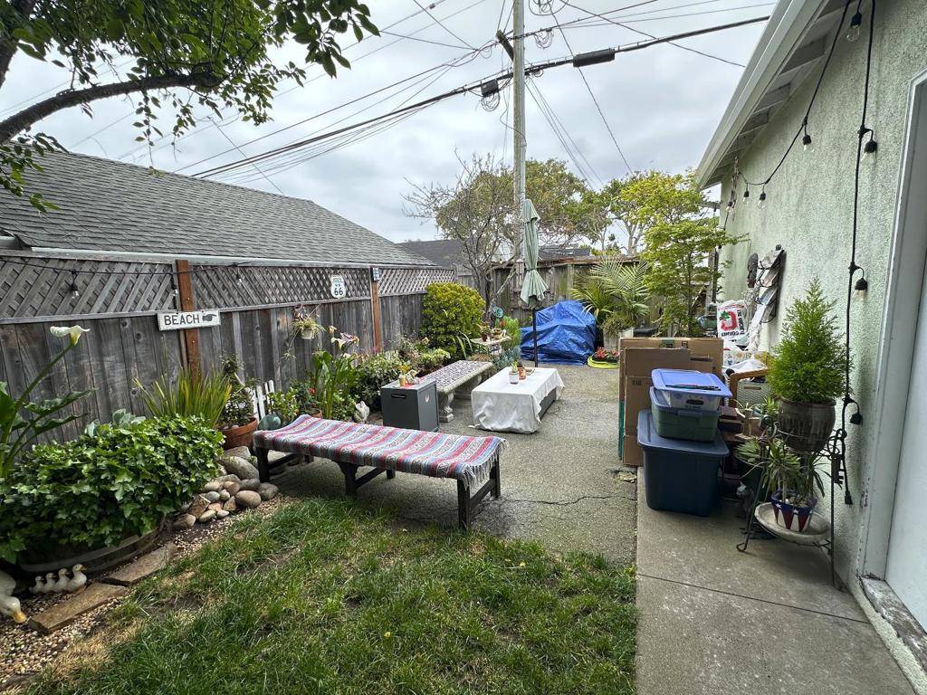 Pacific Grove, CA 93950,609 Congress AVE