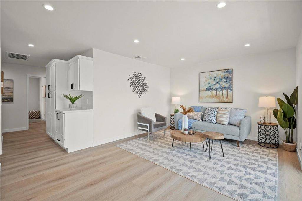 Sunnyvale, CA 94086,1103 Reed AVE #C