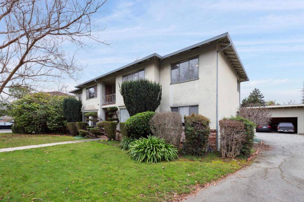 Menlo Park, CA 94025,15 Kent PL
