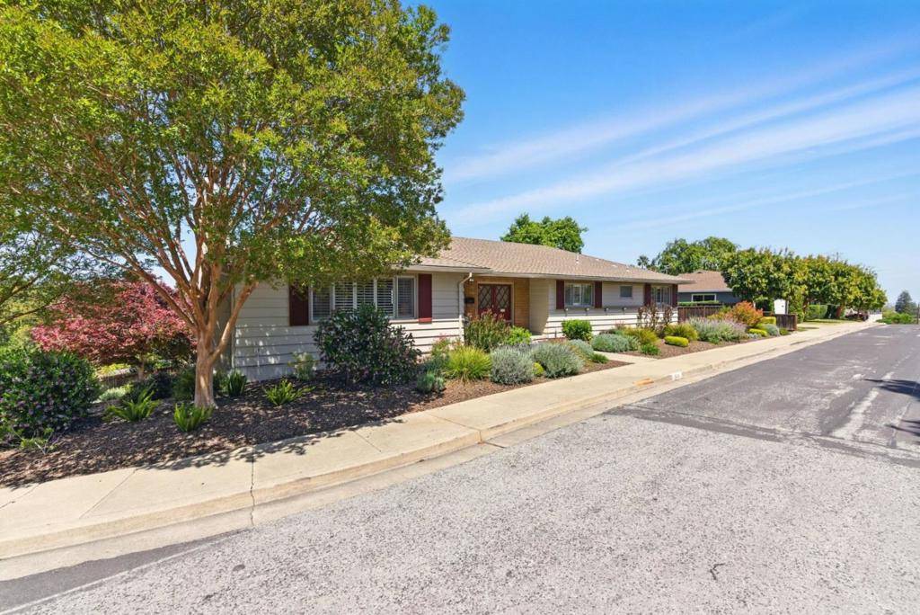 San Carlos, CA 94070,610 De Anza AVE