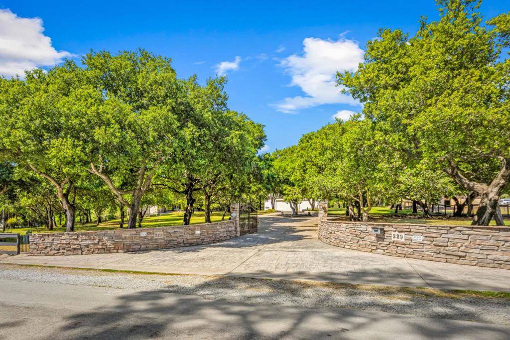 San Juan Bautista, CA 95045,229 Payne RD