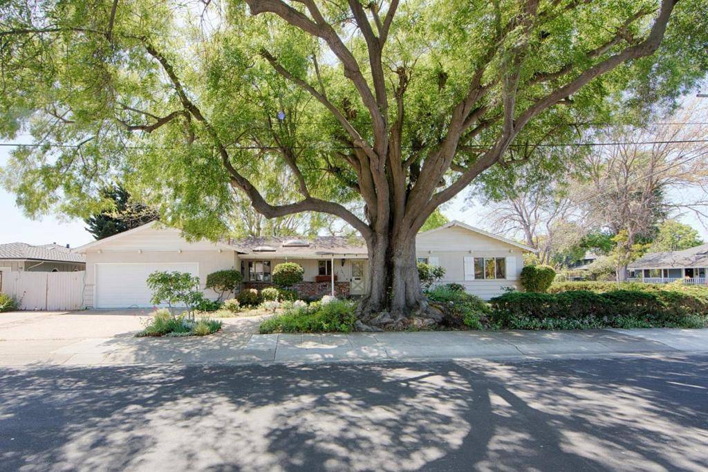 Palo Alto, CA 94303,3810 Grove AVE