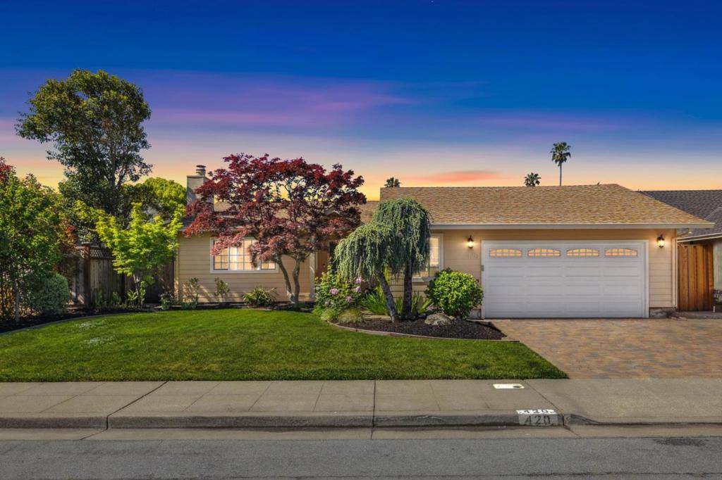 Redwood City, CA 94065,420 Bark DR