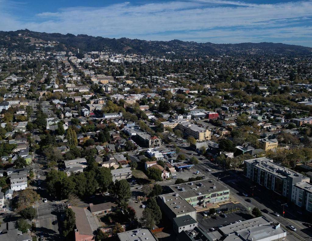 Berkeley, CA 94710,1917 6th ST