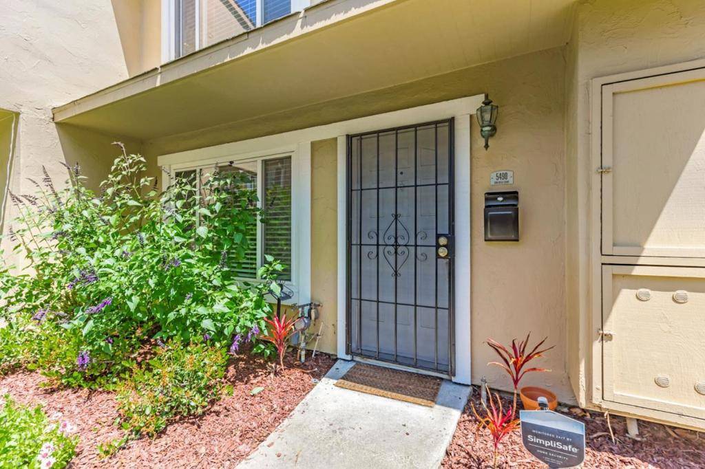 San Jose, CA 95123,5490 Don Diego CT