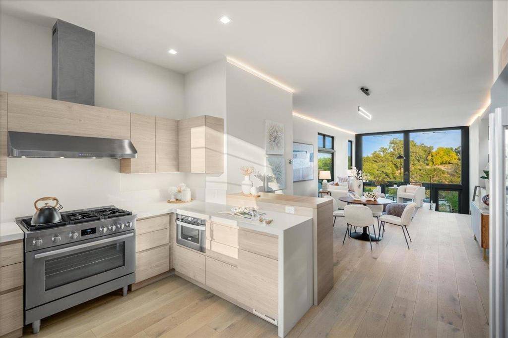 Los Altos, CA 94024,1627 Shirley AVE
