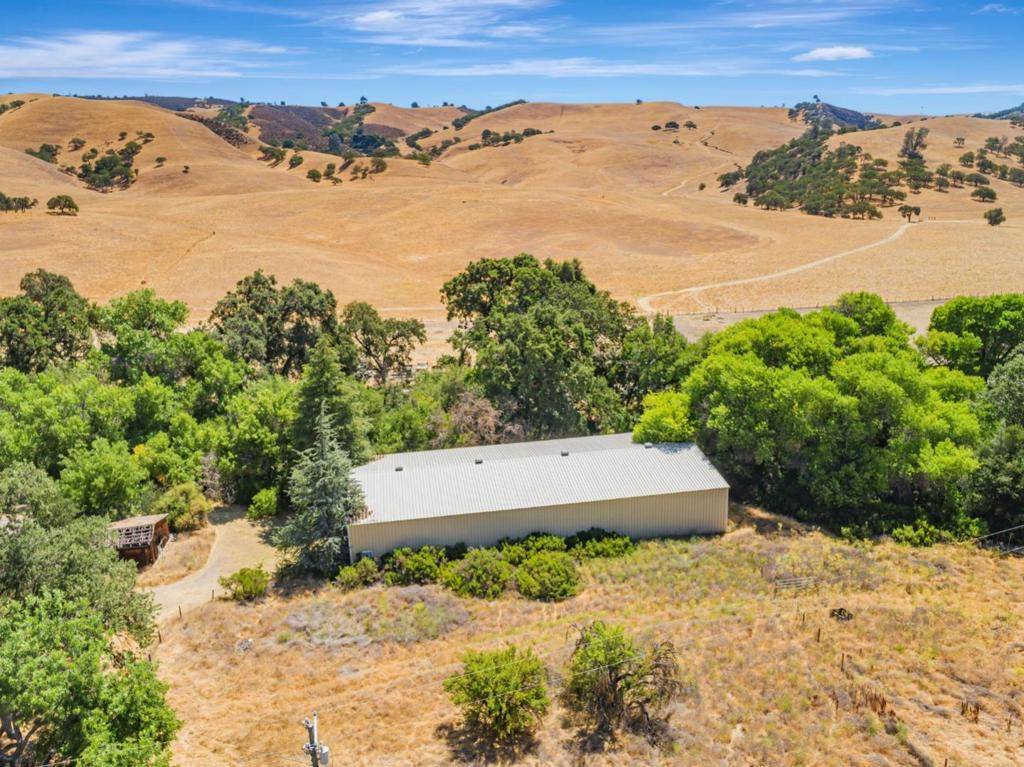 Paicines, CA 95043,29711 Airline HWY