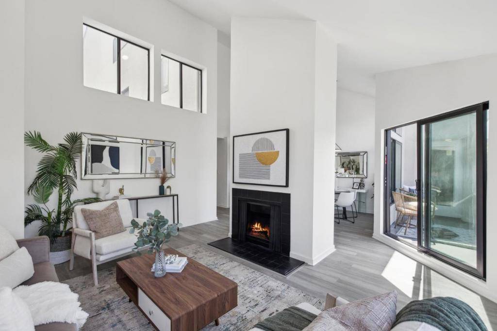 South San Francisco, CA 94080,1 Appian WAY #703-2