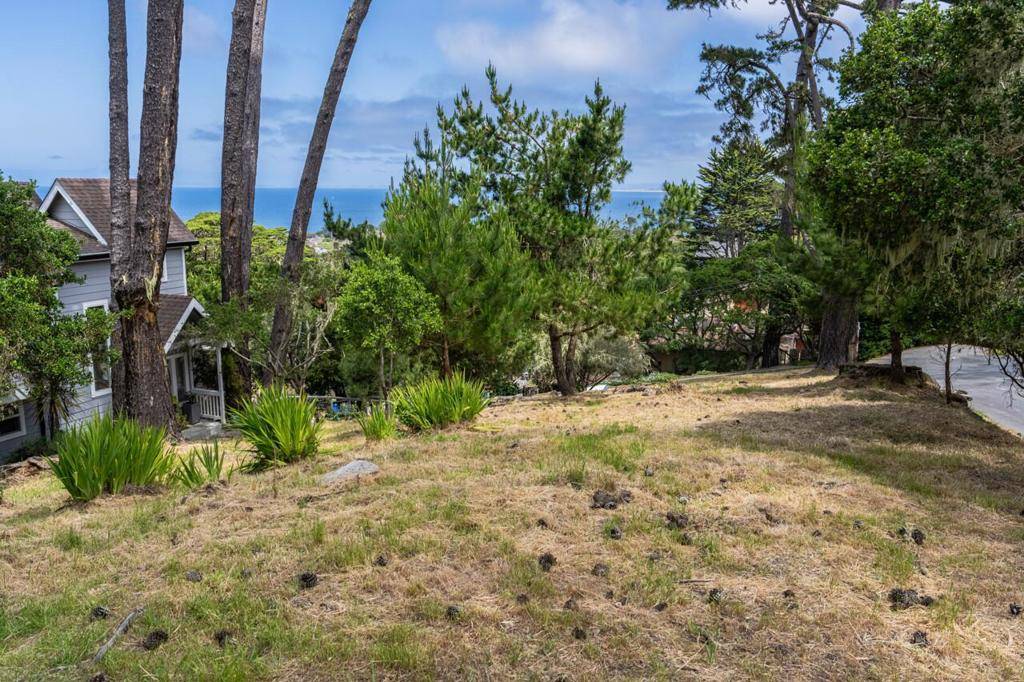 Monterey, CA 93940,801 Lyndon ST