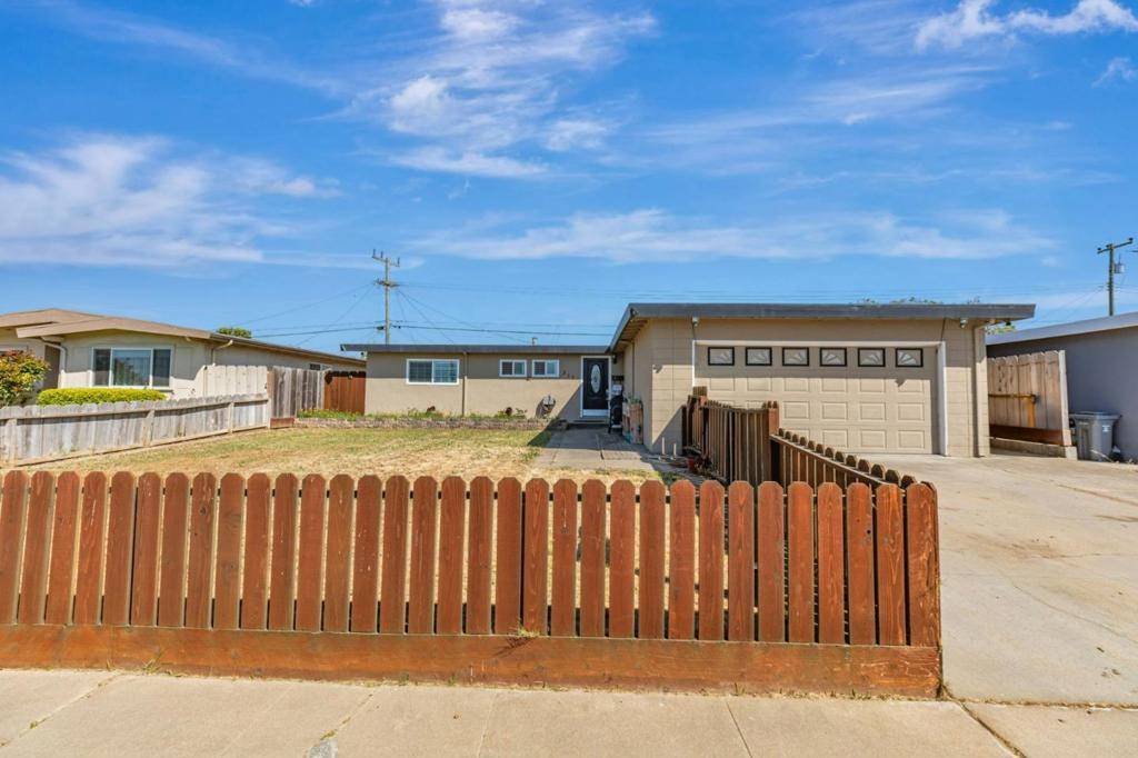 Salinas, CA 93906,317 Navajo DR