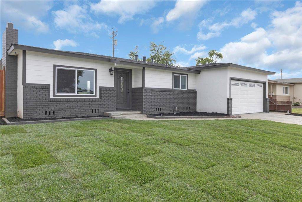 Salinas, CA 93906,440 E Laurel DR