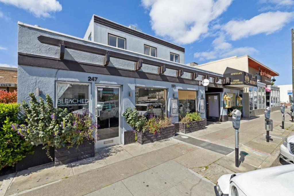 Burlingame, CA 94010,251 Park RD