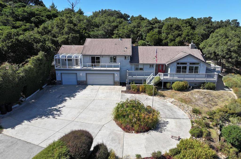 Salinas, CA 93907,8505 Holly Hill DR