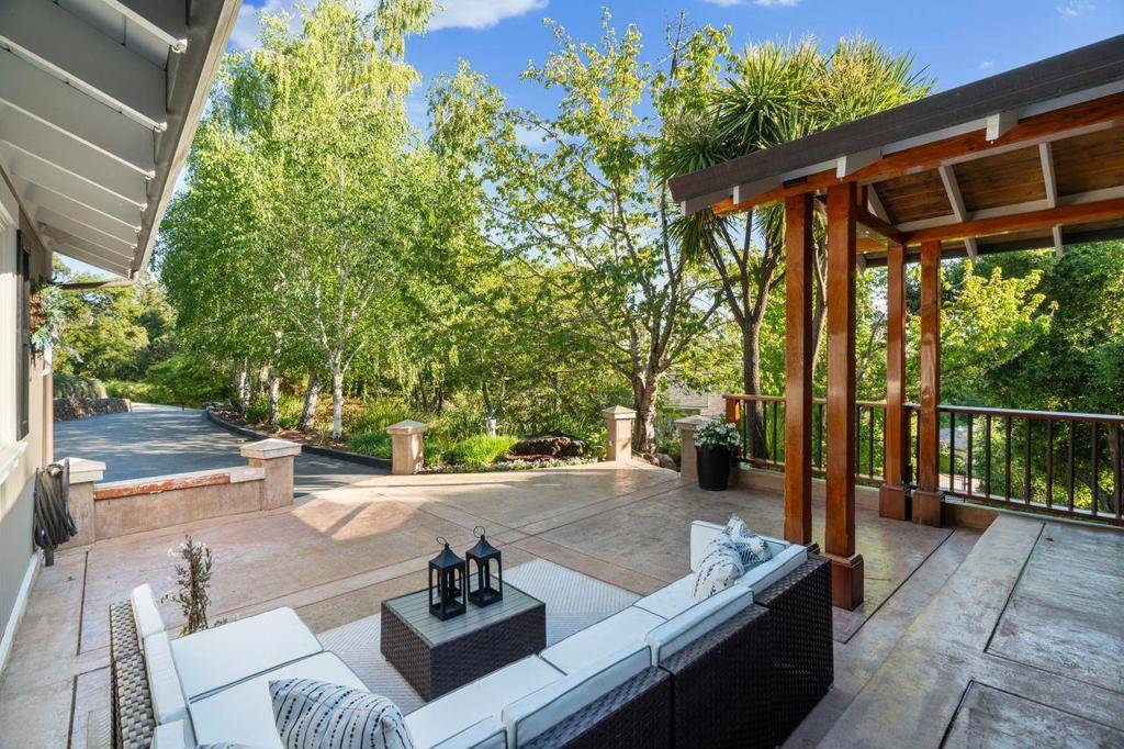 Los Gatos, CA 95033,23447 Skyview TER