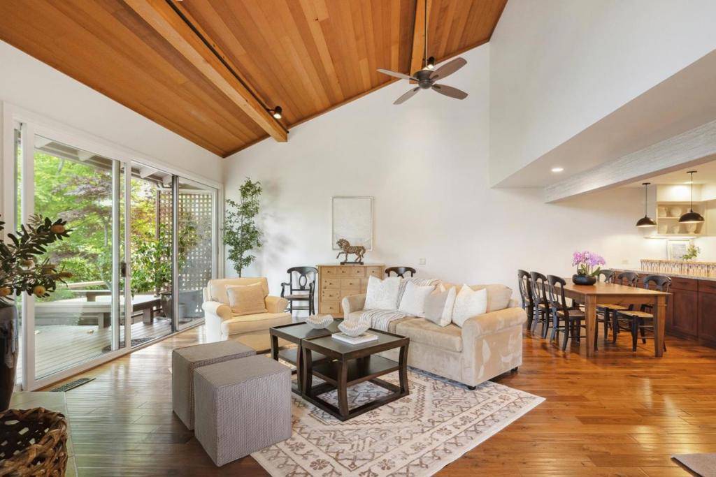 Carmel, CA 93923,9583 Redwood CT