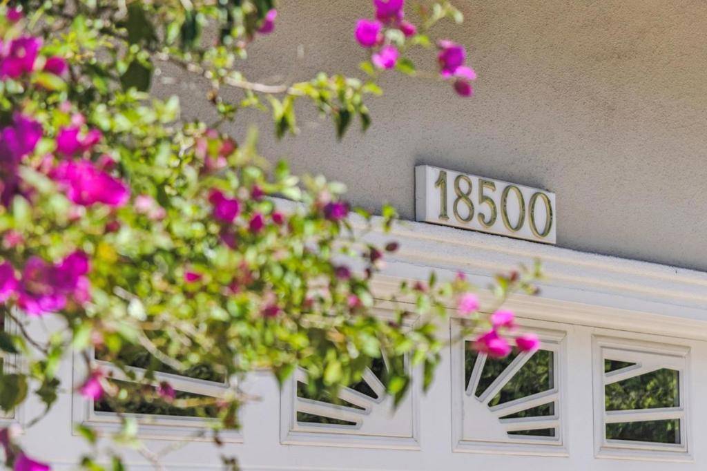 Monte Sereno, CA 95030,18500 Hillview DR
