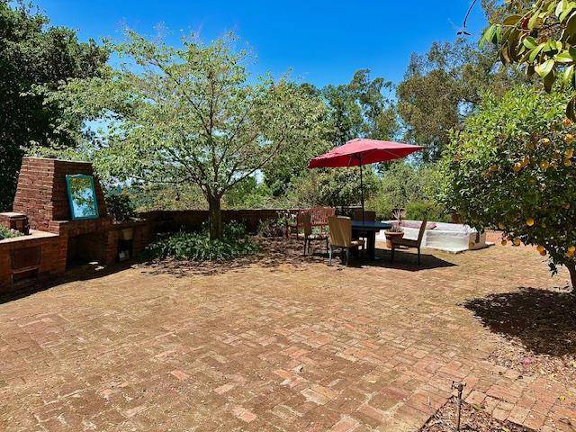 Oakland, CA 94611,1881 Drake DR