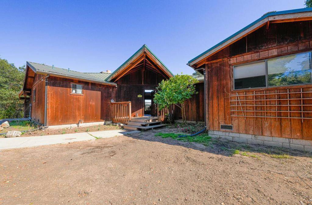 Salinas, CA 93907,18801 Moro RD