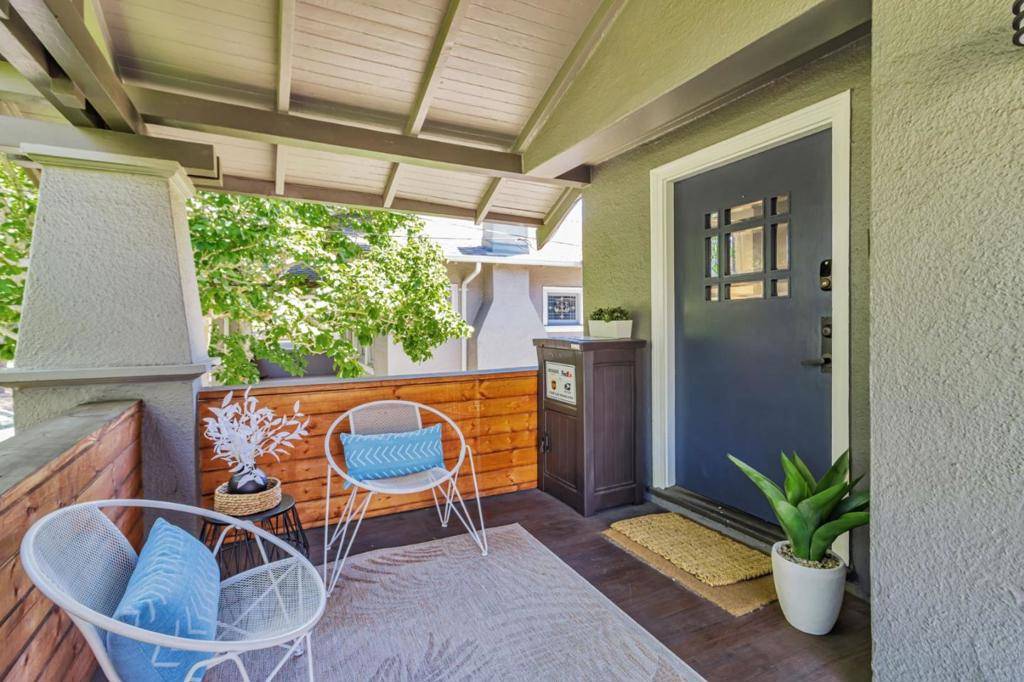 Oakland, CA 94611,1833 Brandon ST