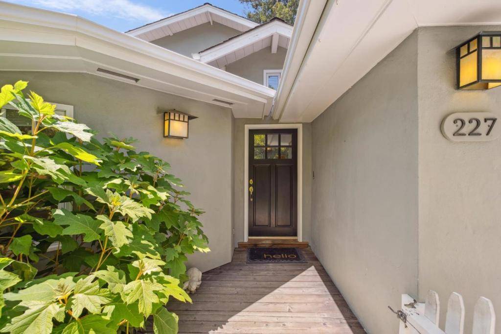 Menlo Park, CA 94025,227 Santa Margarita AVE