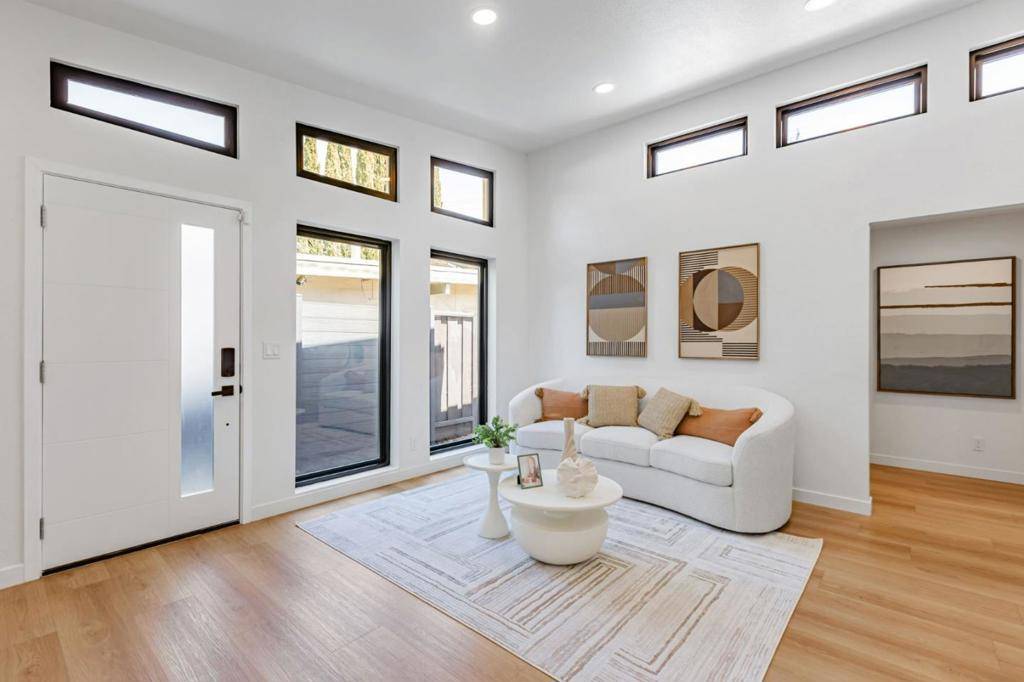 Santa Clara, CA 95051,271 Woodhams RD
