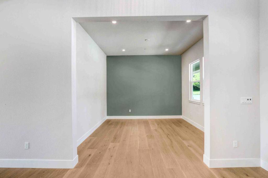 Napa, CA 94558,105 Waterstone CT