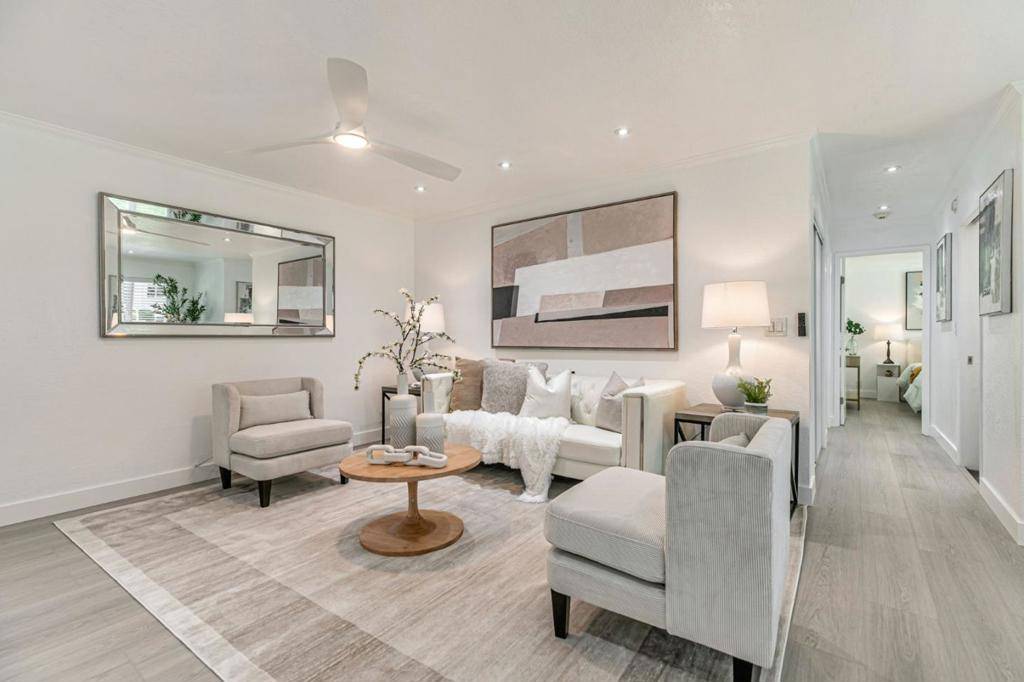 Mountain View, CA 94043,264 N Whisman RD #11
