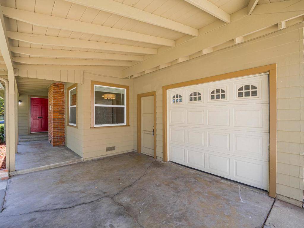 Salinas, CA 93906,1233 Monroe ST