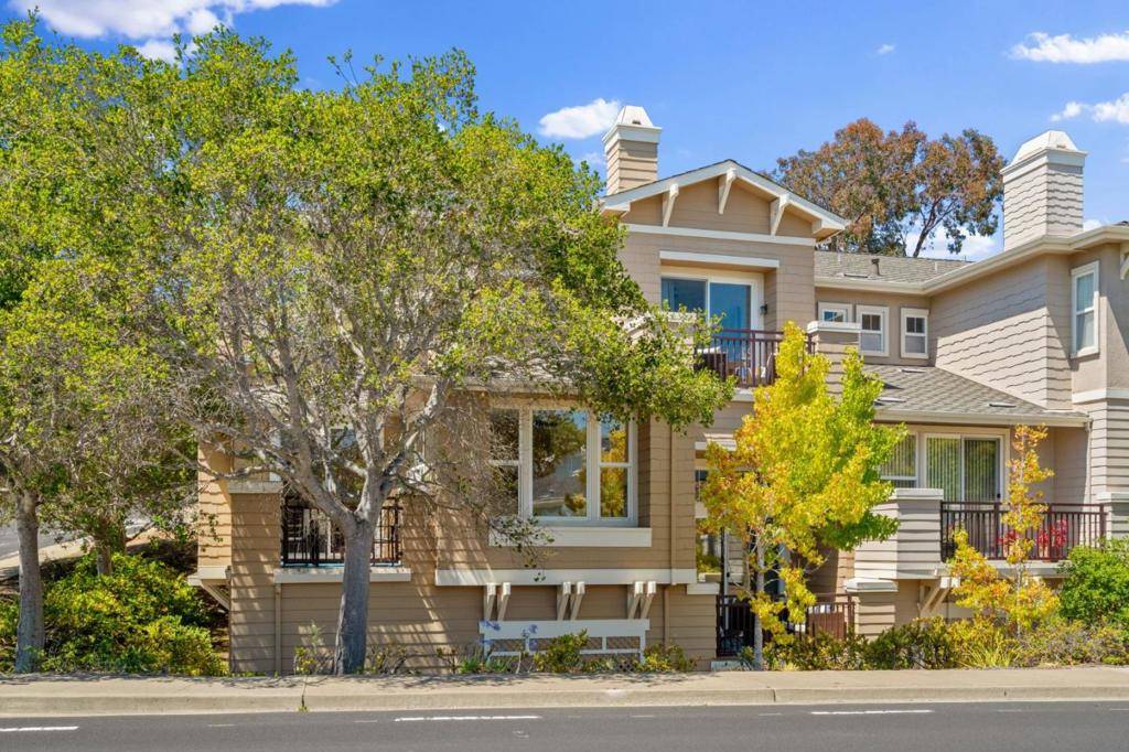 Brisbane, CA 94005,165 Golden Eagle LN