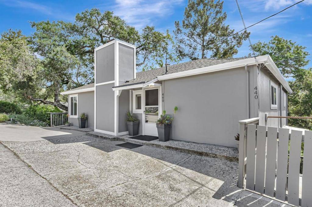 Scotts Valley, CA 95066,440 Tabor DR