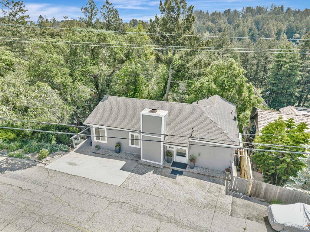 Scotts Valley, CA 95066,440 Tabor DR