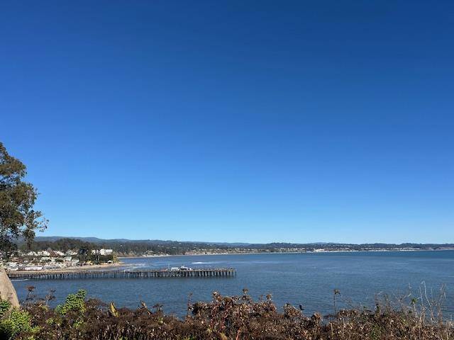 Capitola, CA 95010,4820 Opal Cliff DR #103