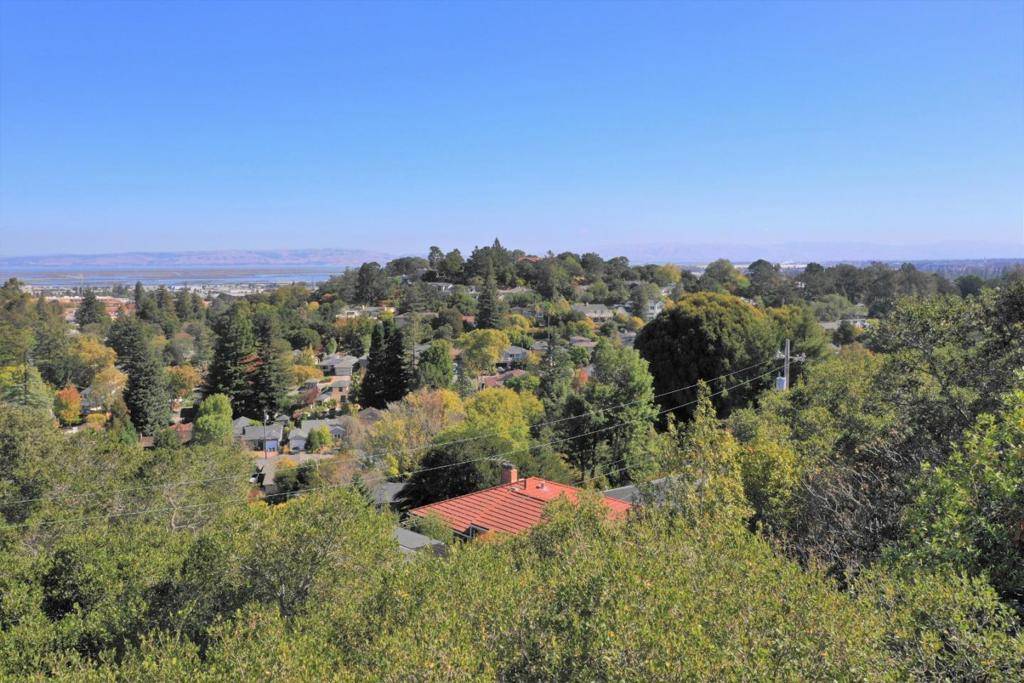 San Carlos, CA 94070,39 Madera AVE