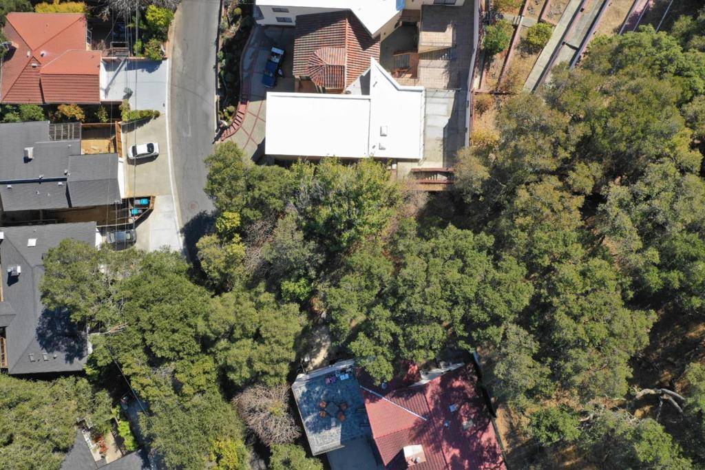 San Carlos, CA 94070,39 Madera AVE