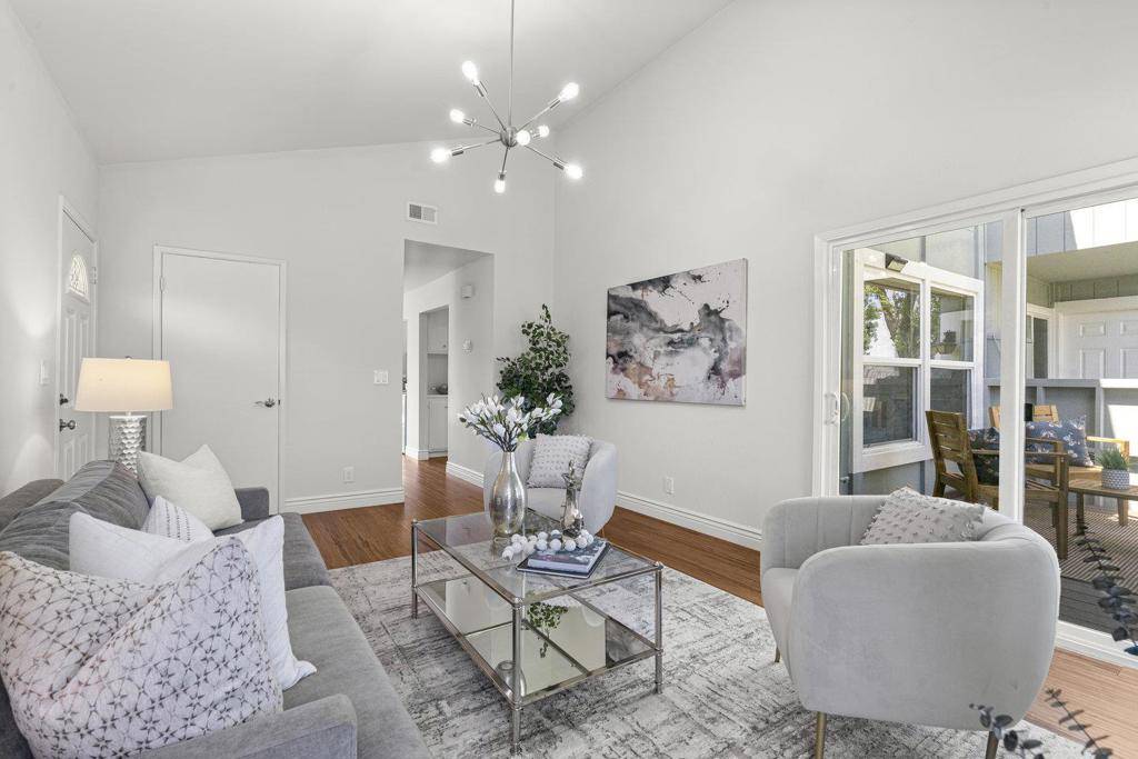 Foster City, CA 94404,758 Pinta LN