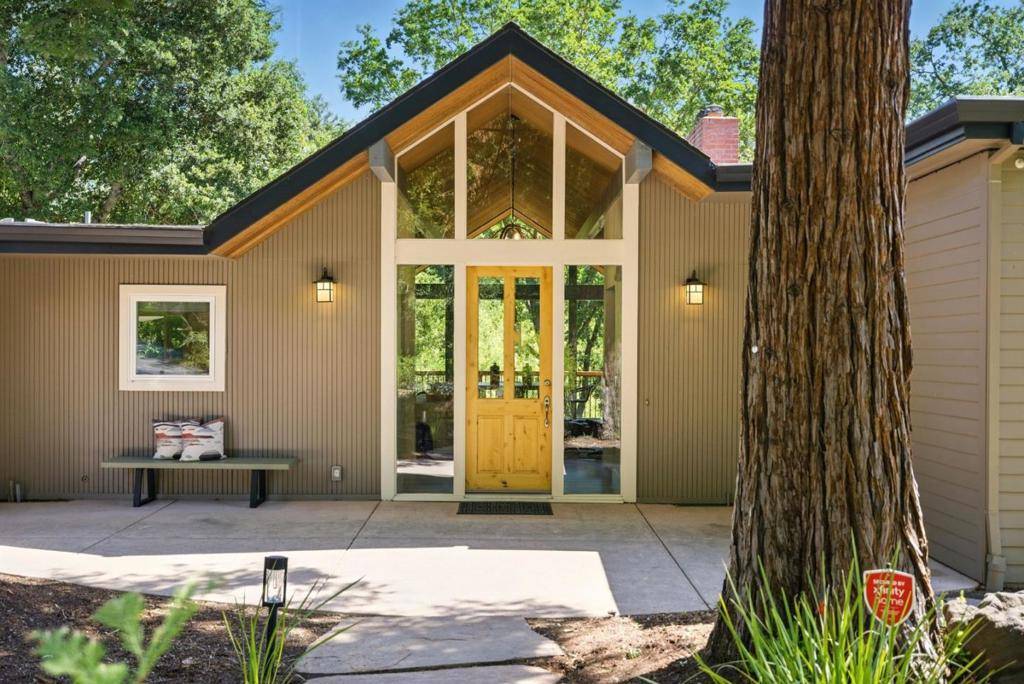 Saratoga, CA 95070,13945 Vista Regina