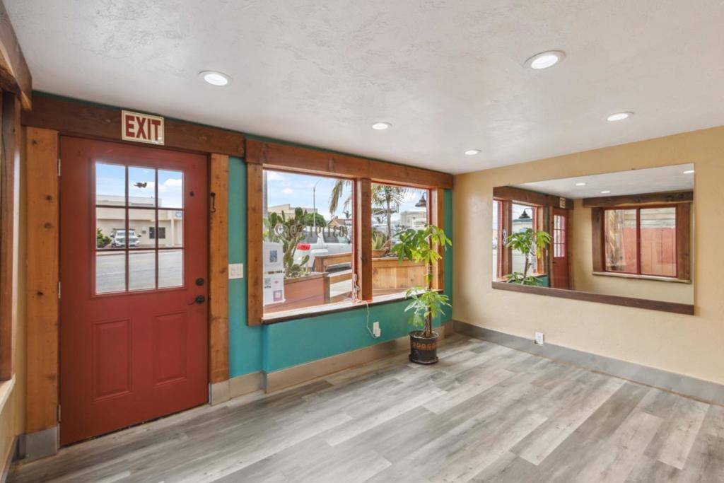 Seaside, CA 93955,1637 Del Monte BLVD #B