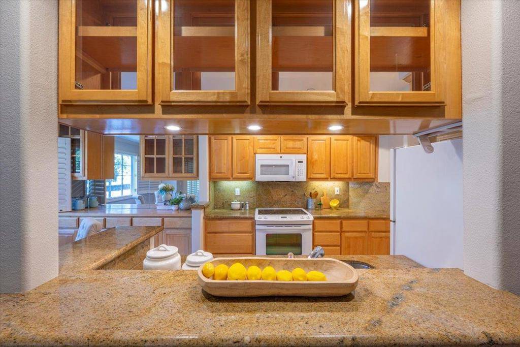Menlo Park, CA 94025,20 Willow RD #13