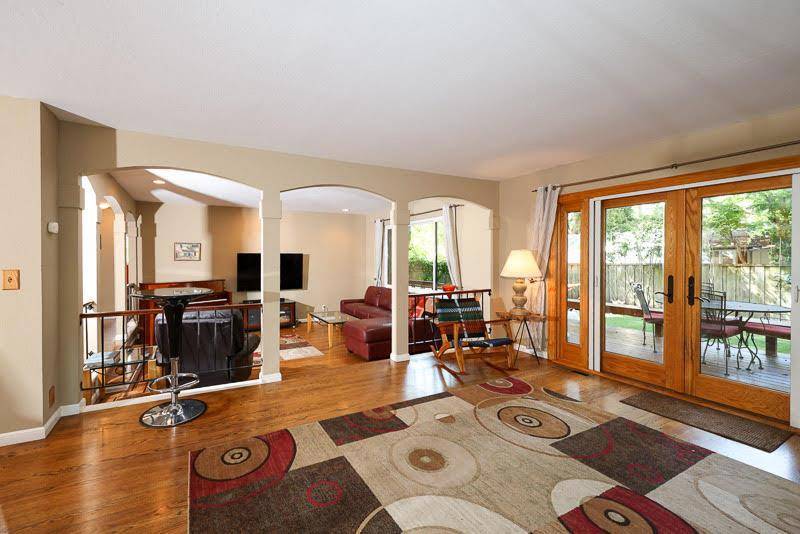 Menlo Park, CA 94025,3523 Oak DR
