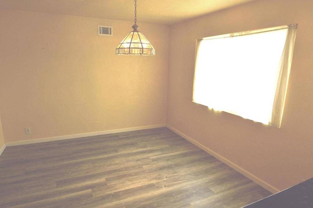Pacifica, CA 94044,459 Heathcliff DR